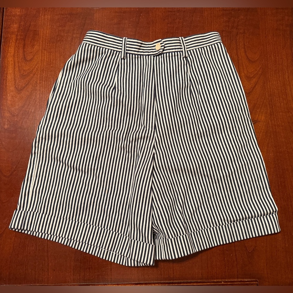 Vintage Lauren Ralph Lauren Shorts Nautical Navy & White Striped size 6 USA